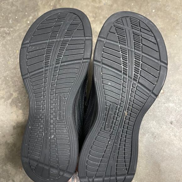 New Balance 577 women’s walking shoes in size 8 US (EU 39) - Picture 5 of 6